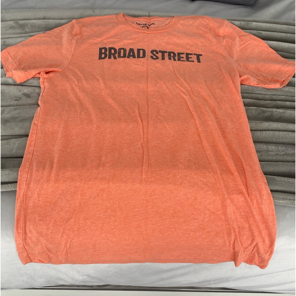New Broad Street shirt with out tag